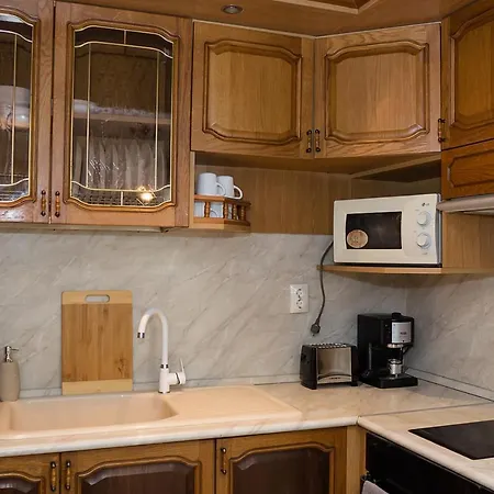 1bd Flat With A Terrace Next To The Sea Garden Апартамент